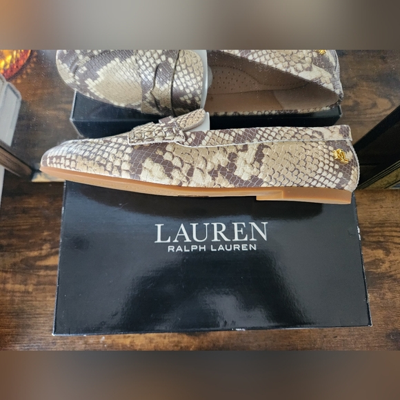 Ralph Lauren - Picture 1 of 6